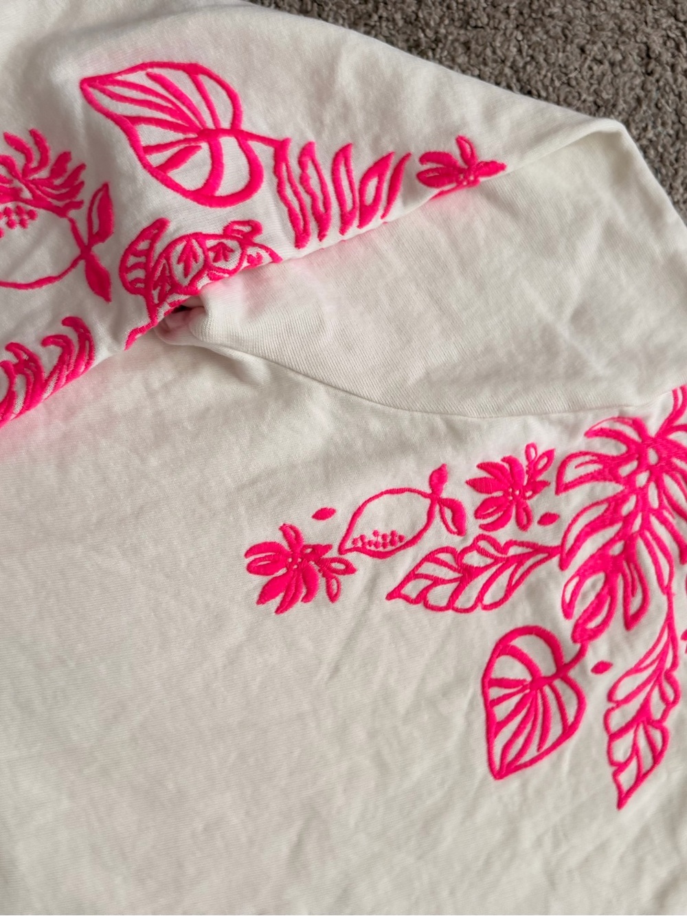 NWOT Lilly Pulitzer Ballad & Joggers Set - Picture 3 of 7